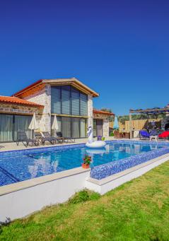 Muhafazakar Villalar