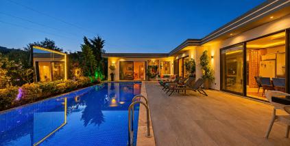 Villa Colour