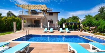 Villa Ahu 1