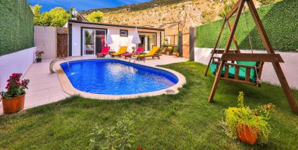 Villa Atros