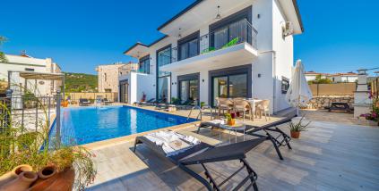Villa Akçeeniş