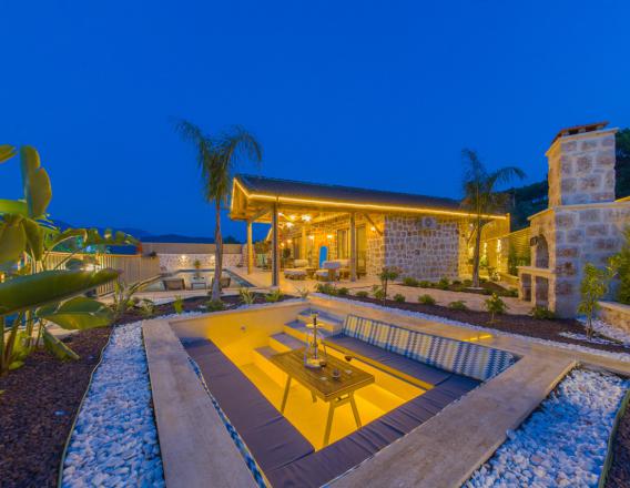 Villa Liora