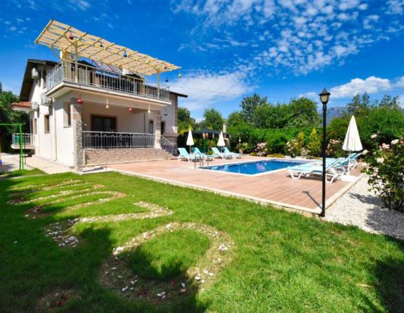 Villa Ahu 1
