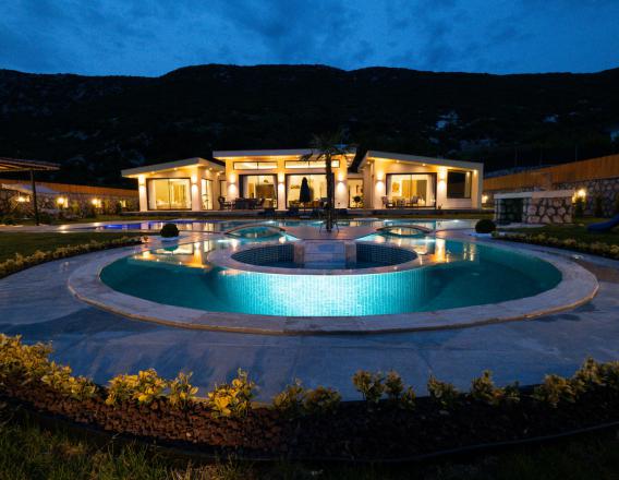 Villa Starline