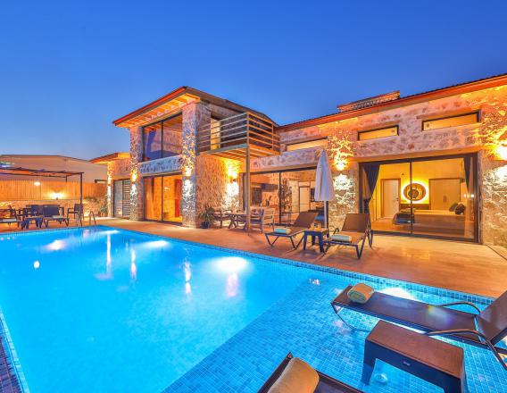 Villa Breze Şato