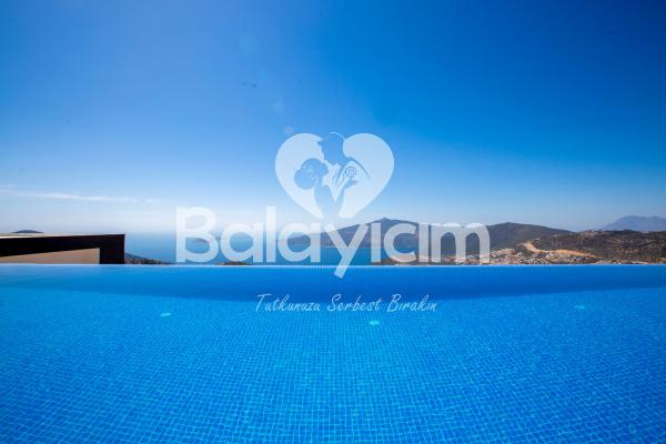 Kalkan Bölgesinde Eşsiz Deniz Manzarasına Sahip Lüx Villa